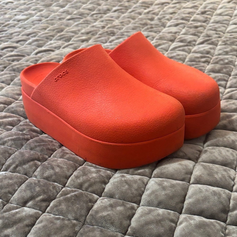 CROCS Dylan Platform